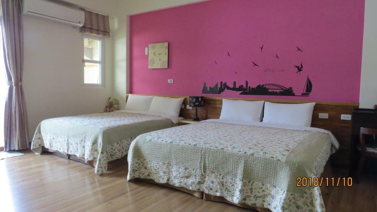 2013 Homestay T'ai-tung Buitenkant foto